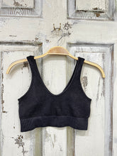 Load image into Gallery viewer, NikiBiki Chevron Ribbed Reversible Top NS8074
